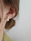 Pearl Bowknot Stud Earrings [N1SXSVGE]
