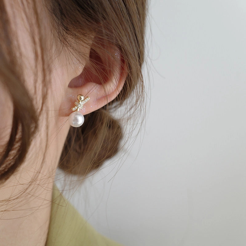Pearl Bowknot Stud Earrings [FB2TO84W]