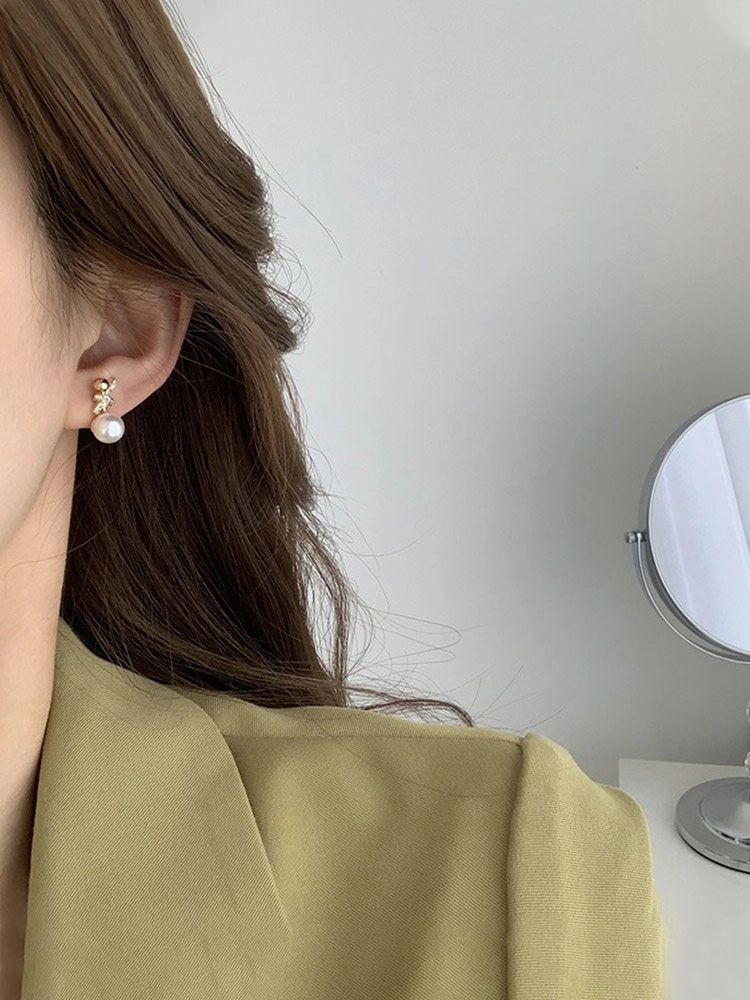 Pearl Bowknot Stud Earrings [5IJEZ3E3]