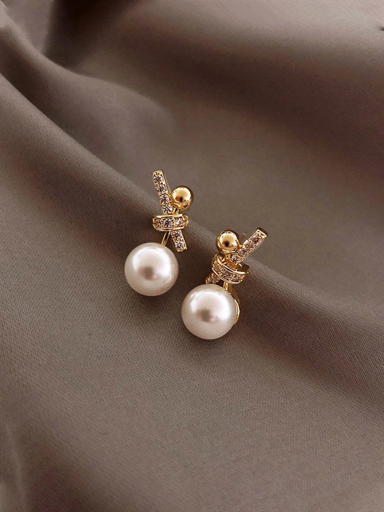 Pearl Bowknot Stud Earrings [XW95T4UX]
