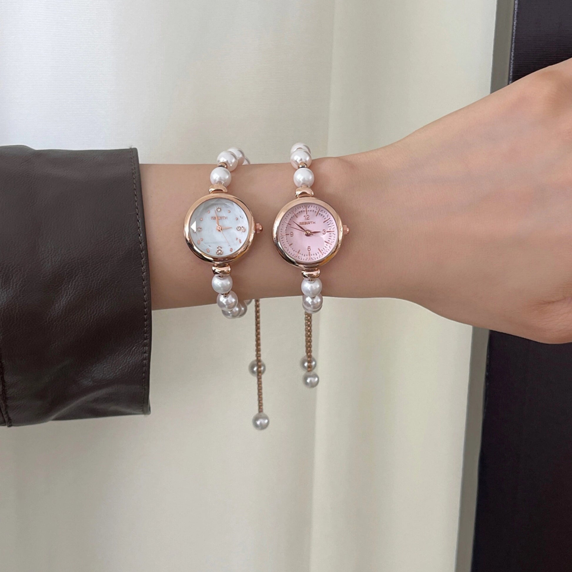 Pearl Bracelet Watch [CWNV0DNU]