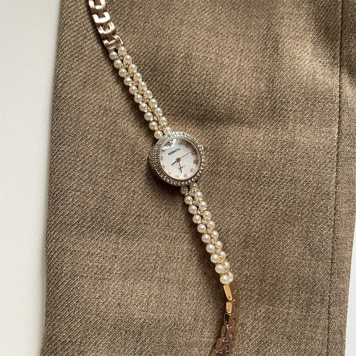 Pearl Bracelet Watch [1NVUSNZT]