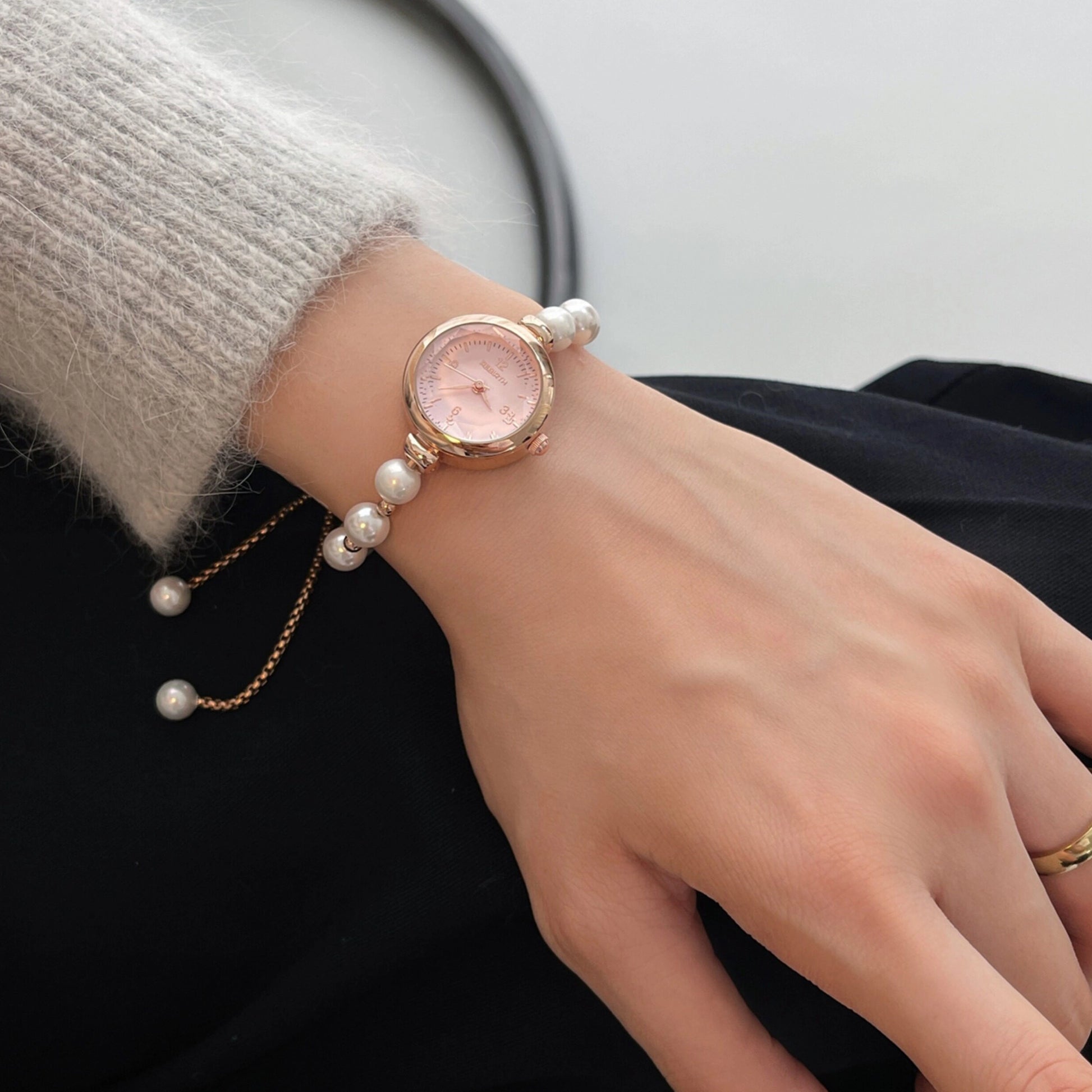 Pearl Bracelet Watch [4RDWS5O3]