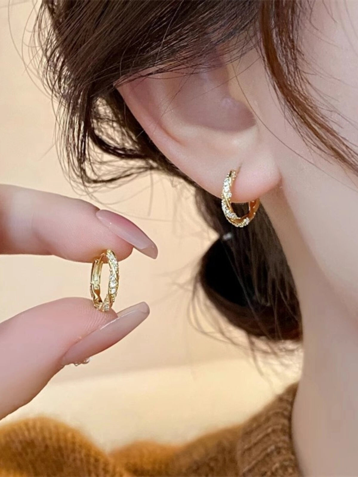 Pearl Hoop Earrings [3ZLLWHTI]