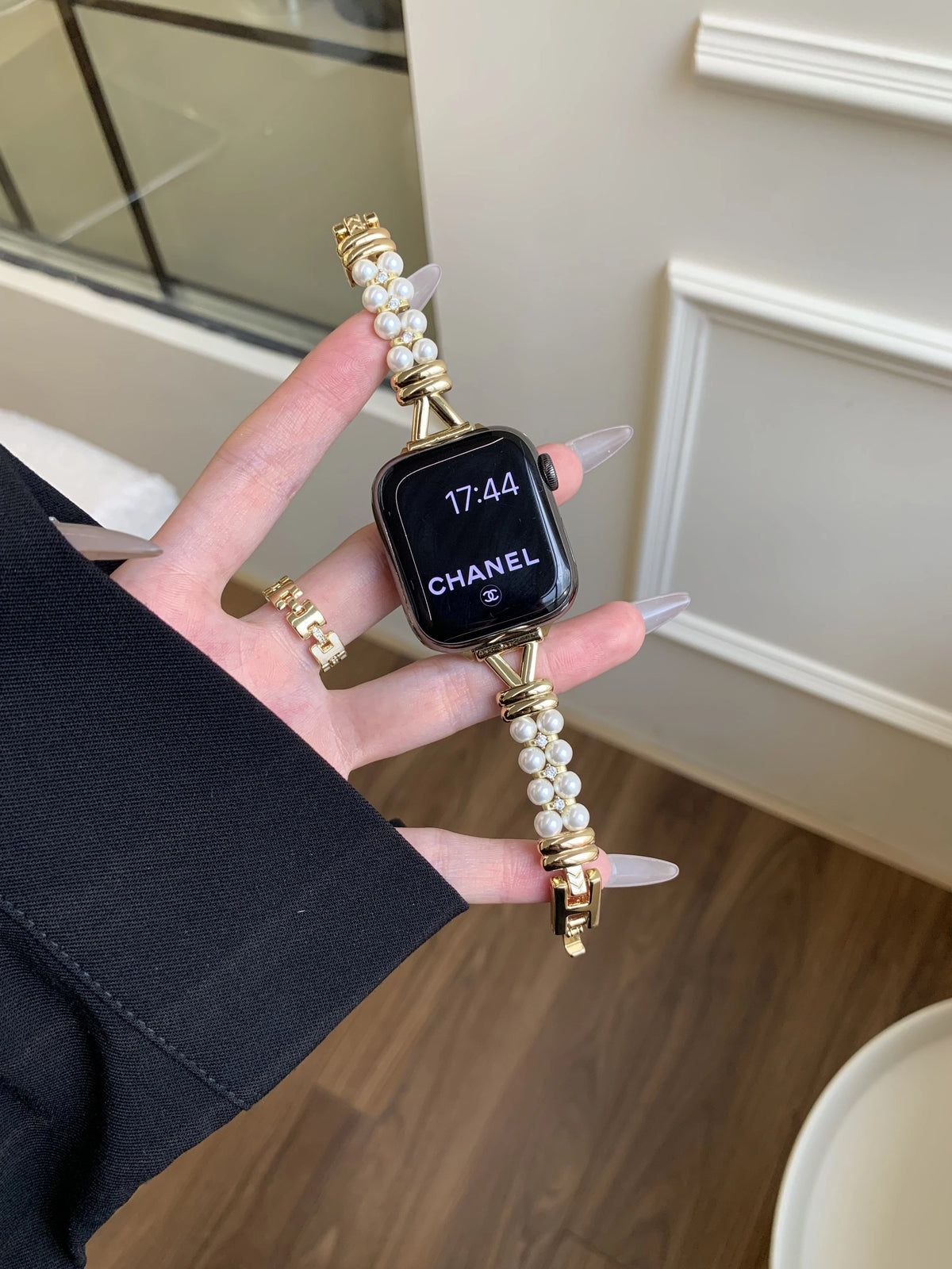 Pearl Knot Metal Watch Strap [NMK1FRDN]