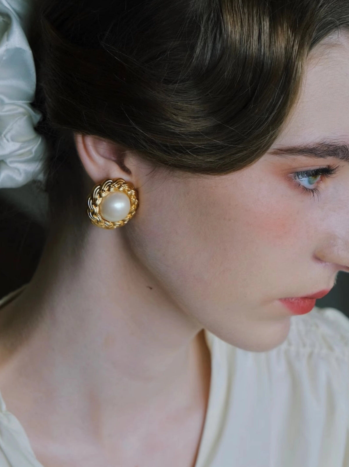 Pearl Woven Clip-On Earrings [N7AKPPGI]