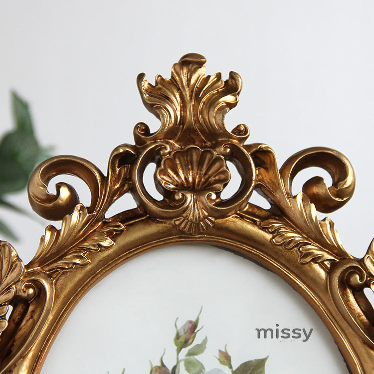 Perl Gilded Oval Frame [2F8MMZET]