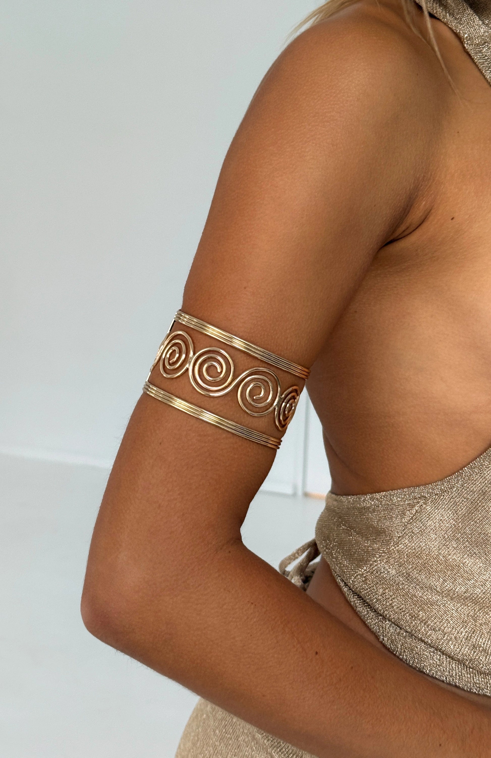 Missy Jewelry Perry Sculptural Swirl Bracelet