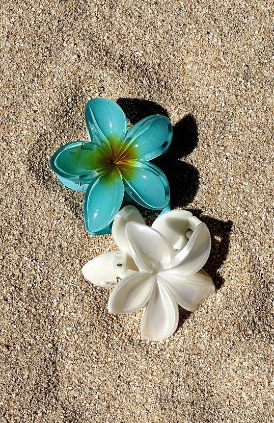 Missy Jewelry Phaedra Gilded Floral Hair Clip - Sky Blue