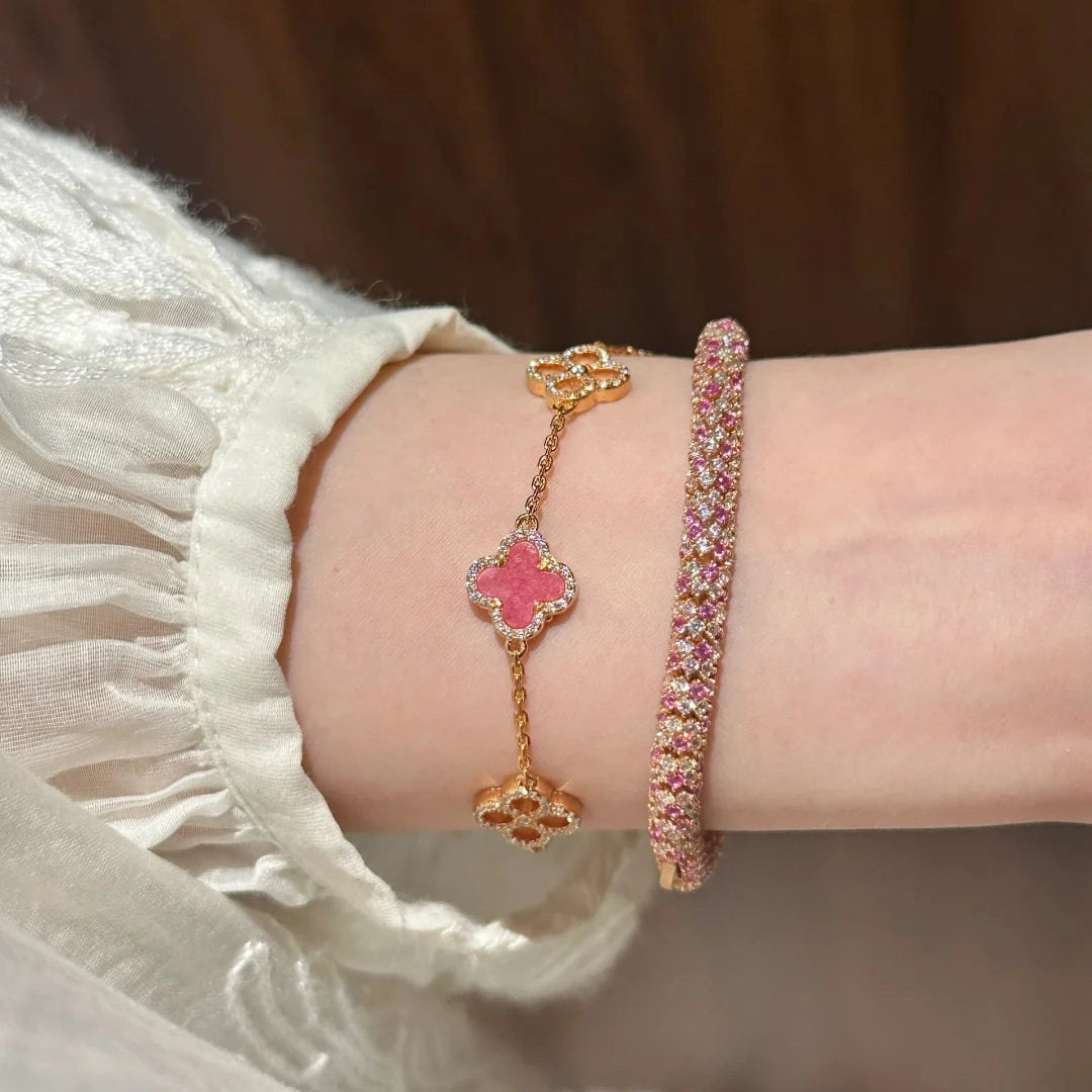 Pink Clover Pendant Necklace [6LLWB1HA]