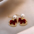 Pony Pearl Stud Earrings [8UG9LCJJ]