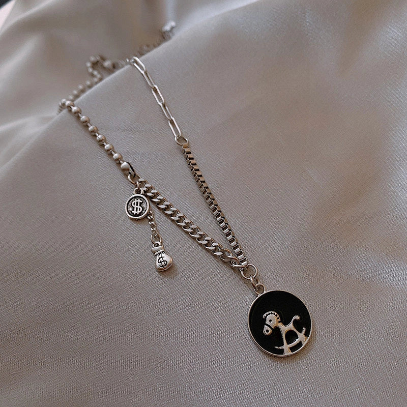 Pony Pendant Necklace [IN4IA410]