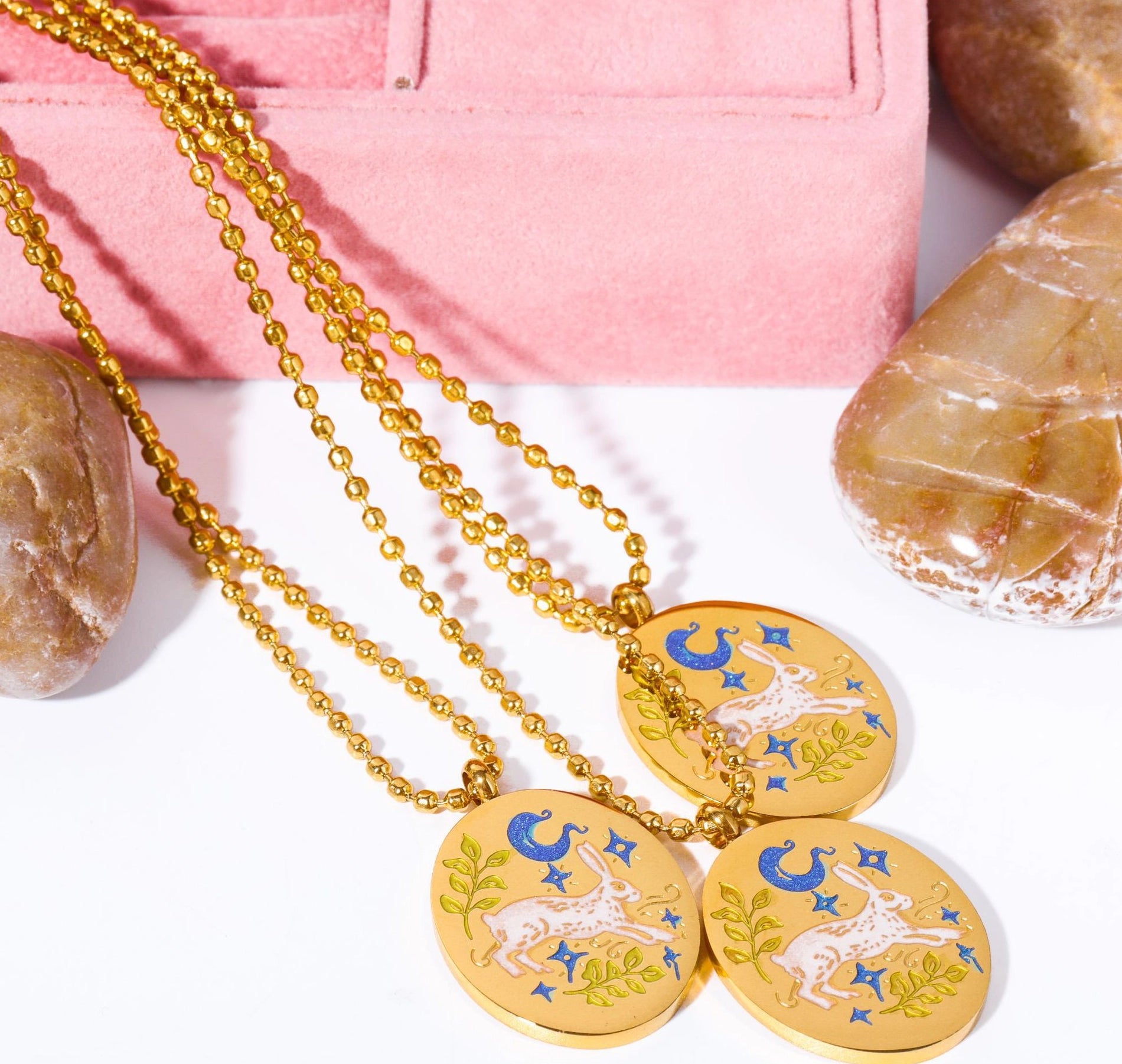 Rabbit Element Pendant Necklace [6UL1COWK]
