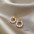 Raquel Geometric Pearl Earrings [NX2JS6C2]