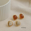 Raylene Geometric Pearl Earrings [LMSO3CR5]