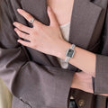 Rectangle Pearl Bracelet Watch [L3AO99PE]