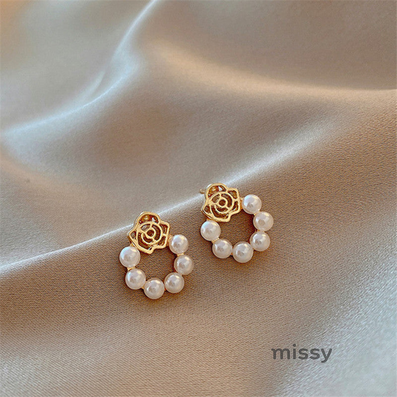 Reem Rose Pearl Stud Earrings [RDIW4C1Z]