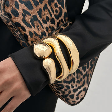 Reid Irregular Water Drop Cuff [ZDKHFR2A]