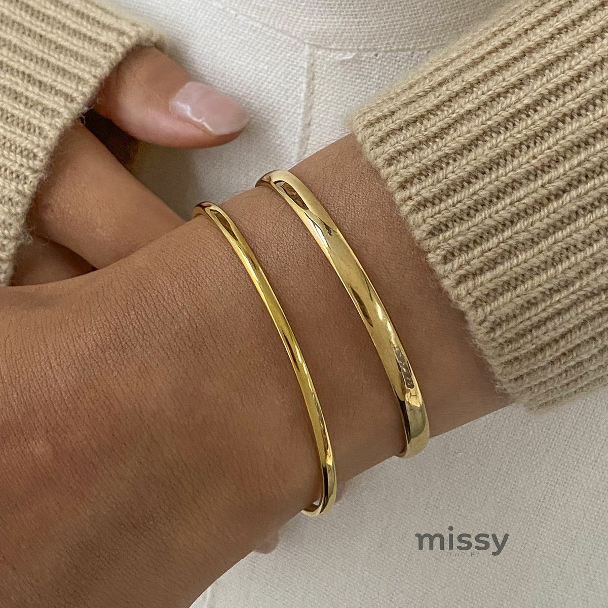 Renley Shell Cuff Bracelet [WO4Q1KQR]