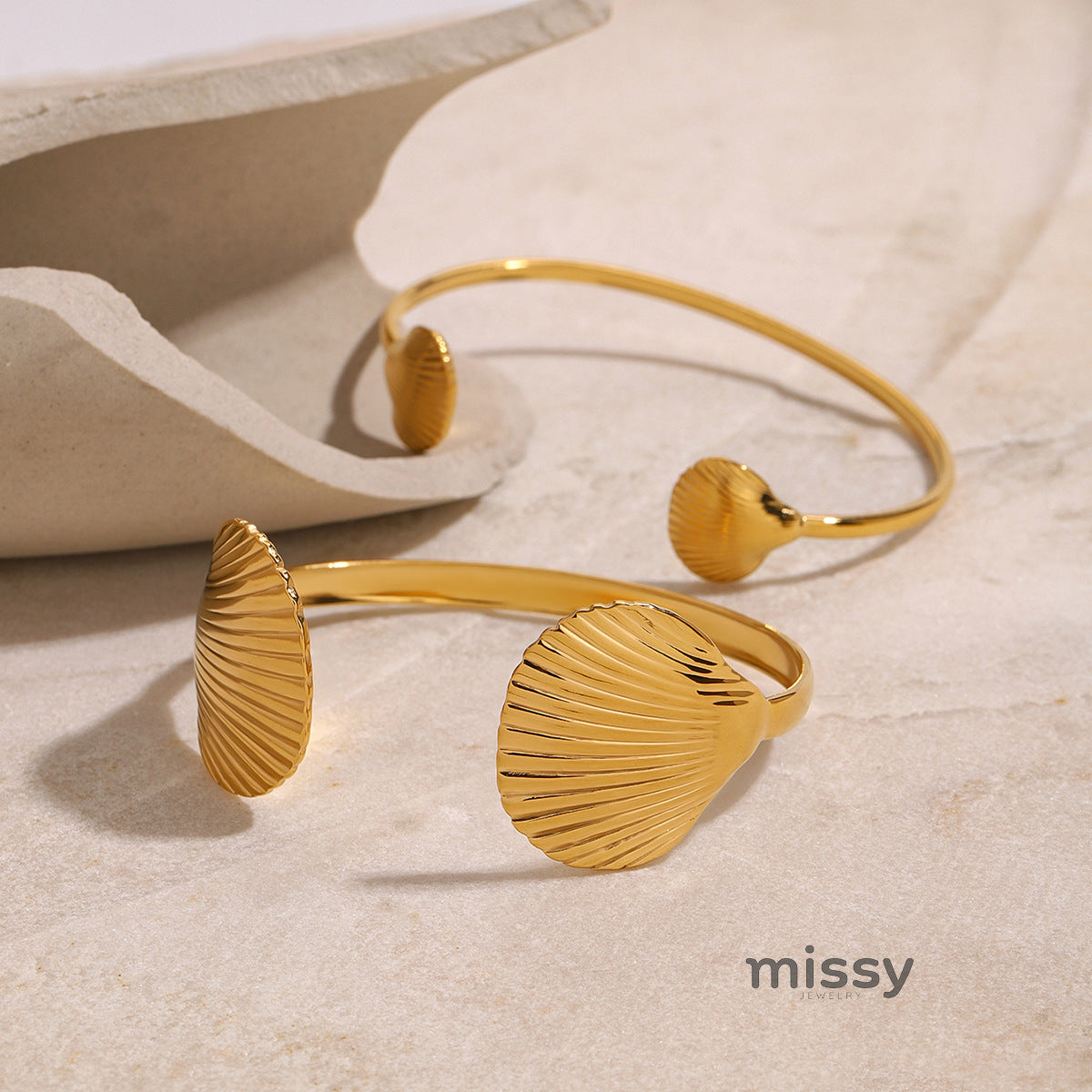 Renley Shell Cuff Bracelet [L6ODUVRJ]
