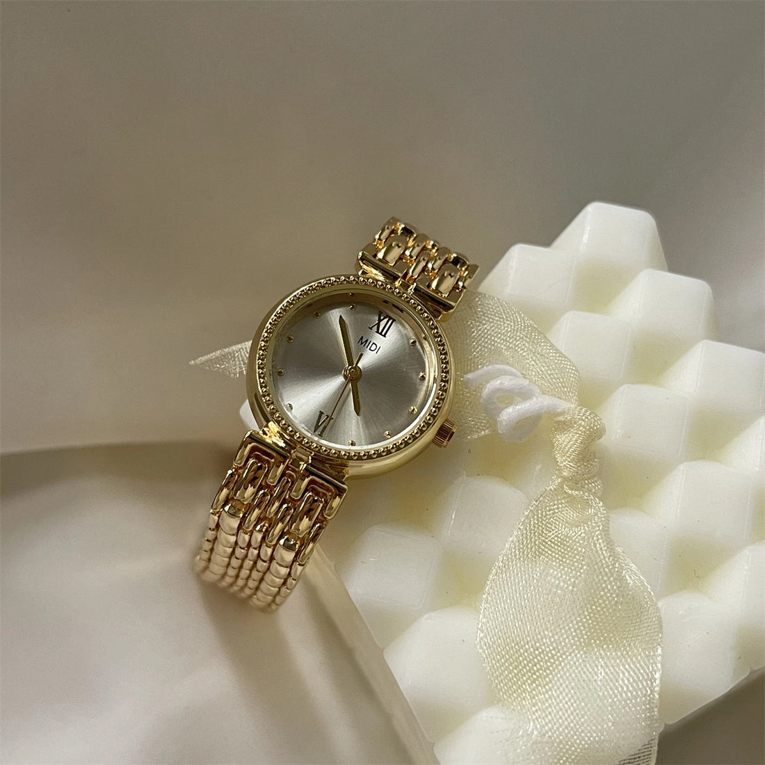 Retro Small Dial Bracelet Watch [O680HL45]