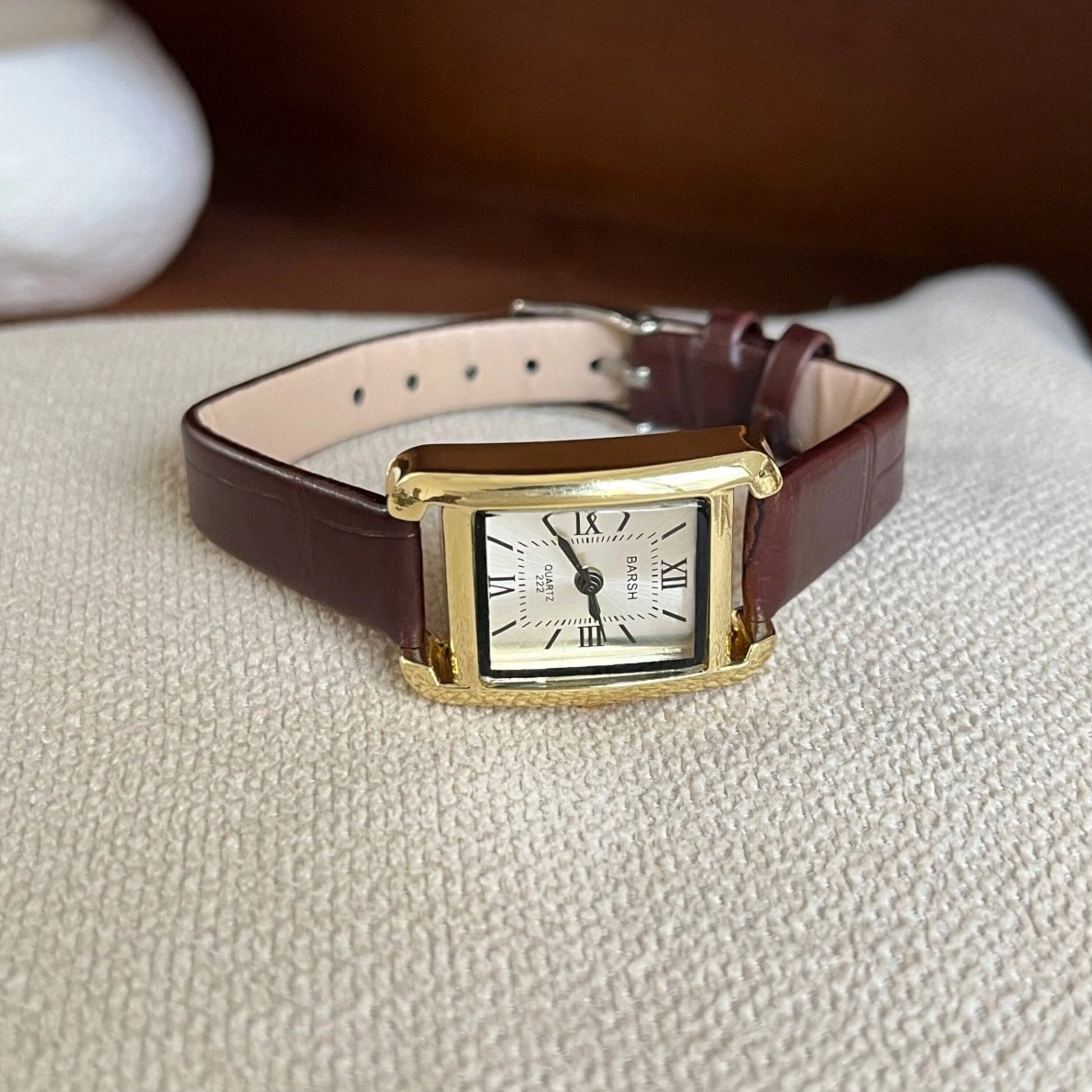 Retro Square Roman Numeral Watch [MDVBS62E]