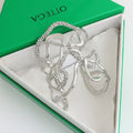 Rhinestone Vine Twisted Bangle Bracelet [LTLMHR9F]