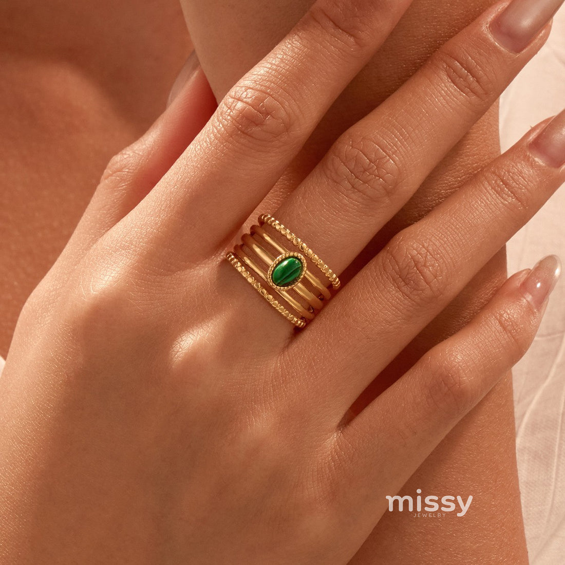 Riva Vintage Stone Statement Ring [F0IZPUDU]