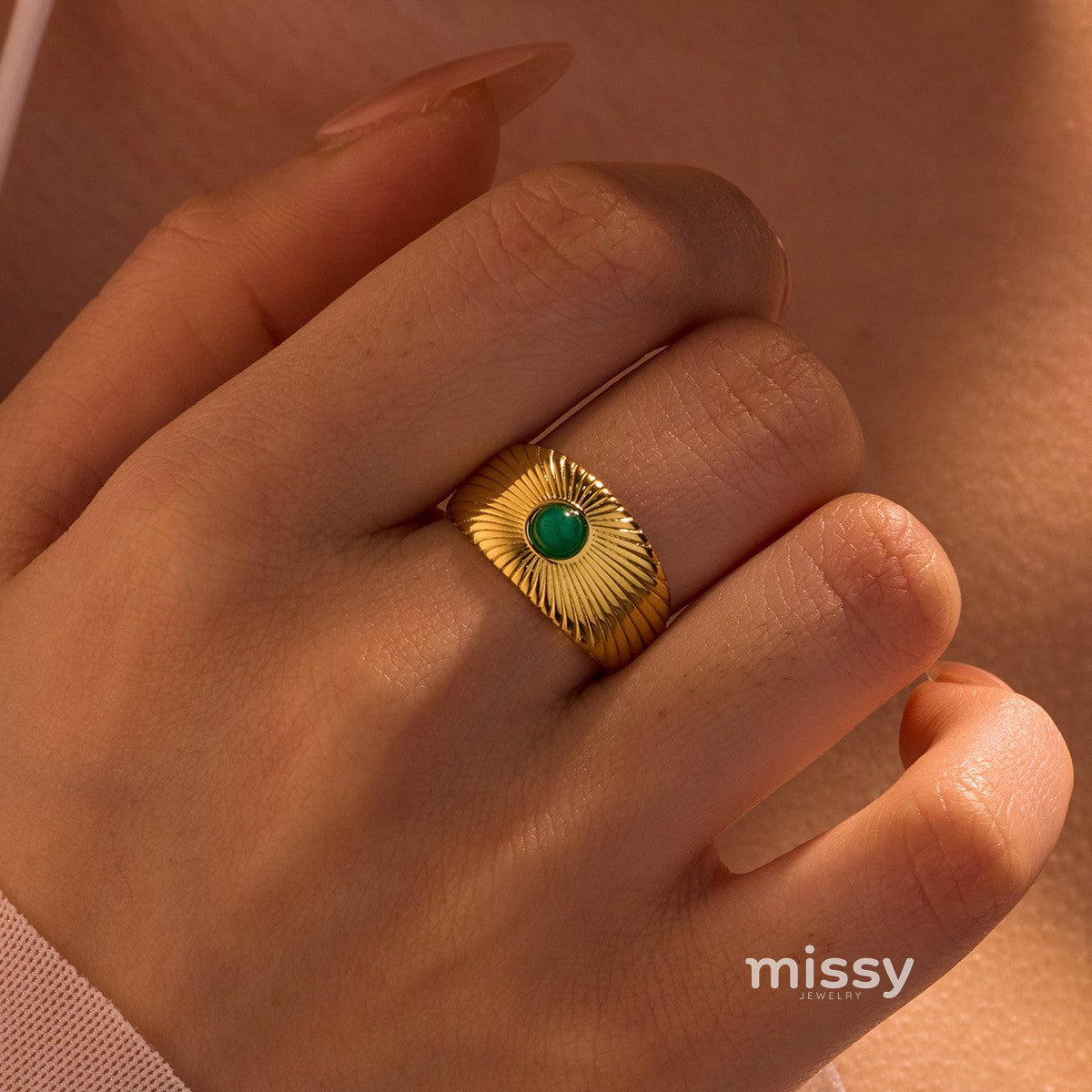 Riva Vintage Stone Statement Ring [3VC9BC5R]