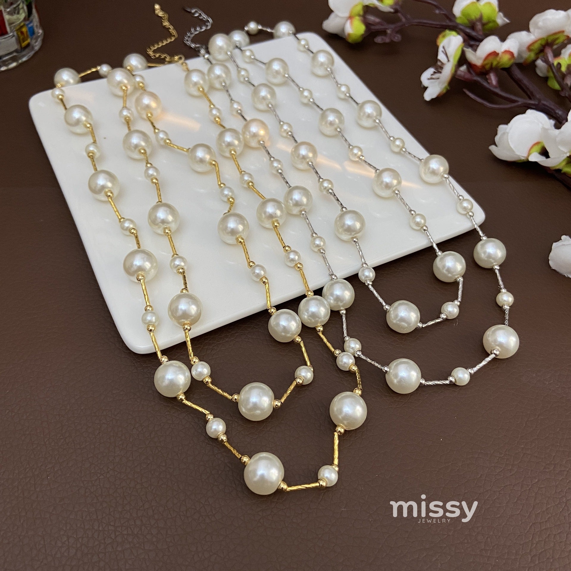 Rosaleen Pleated Pearl Necklace [ON4HZVG8]