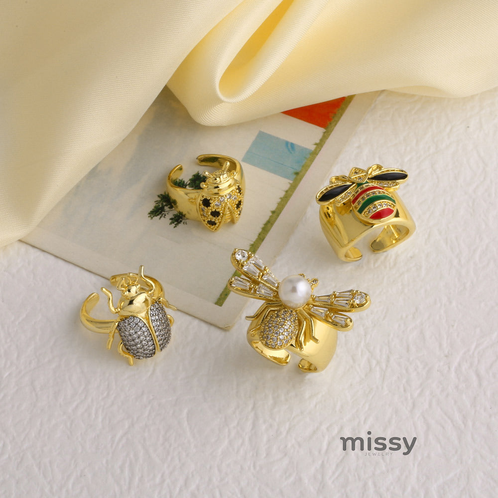 Rosanna Sparkling Bee Ring [OZW7YASC]