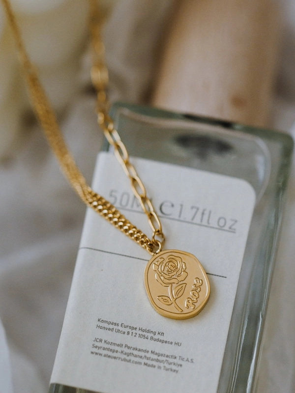 Rose Pendant Chain Necklace [XKQ3LJYD]