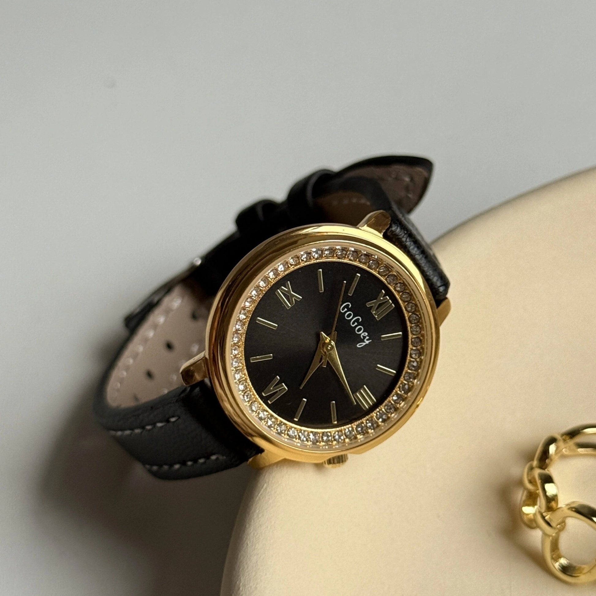Round Small Dial Wrist Watch [LLFRQ8K8]
