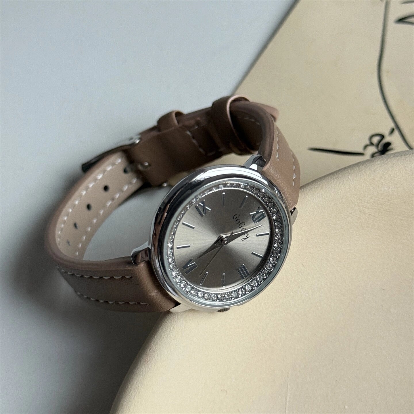 Round Small Dial Wrist Watch [BWMC4XXL]
