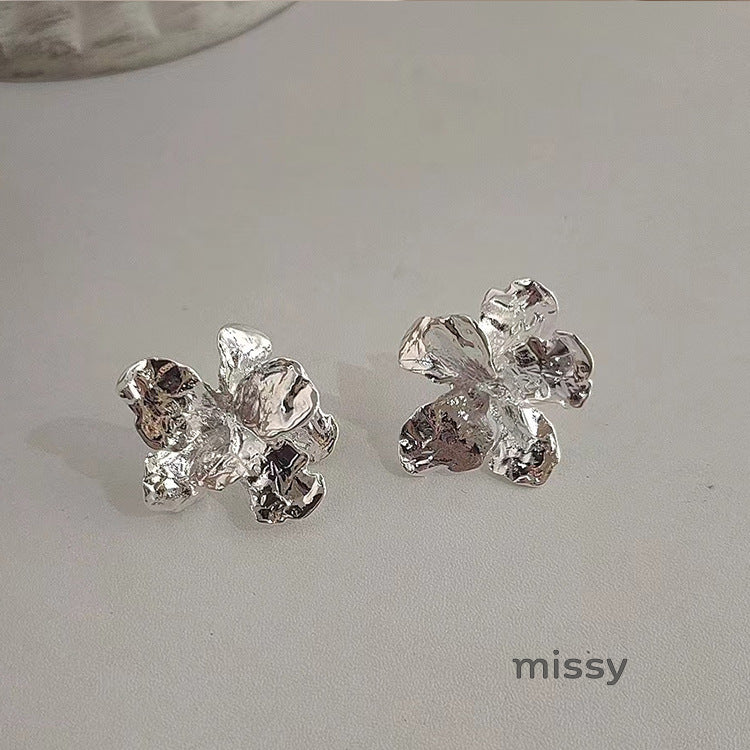 Ryla Sculptural Floral Studs [BD9D2X8X]