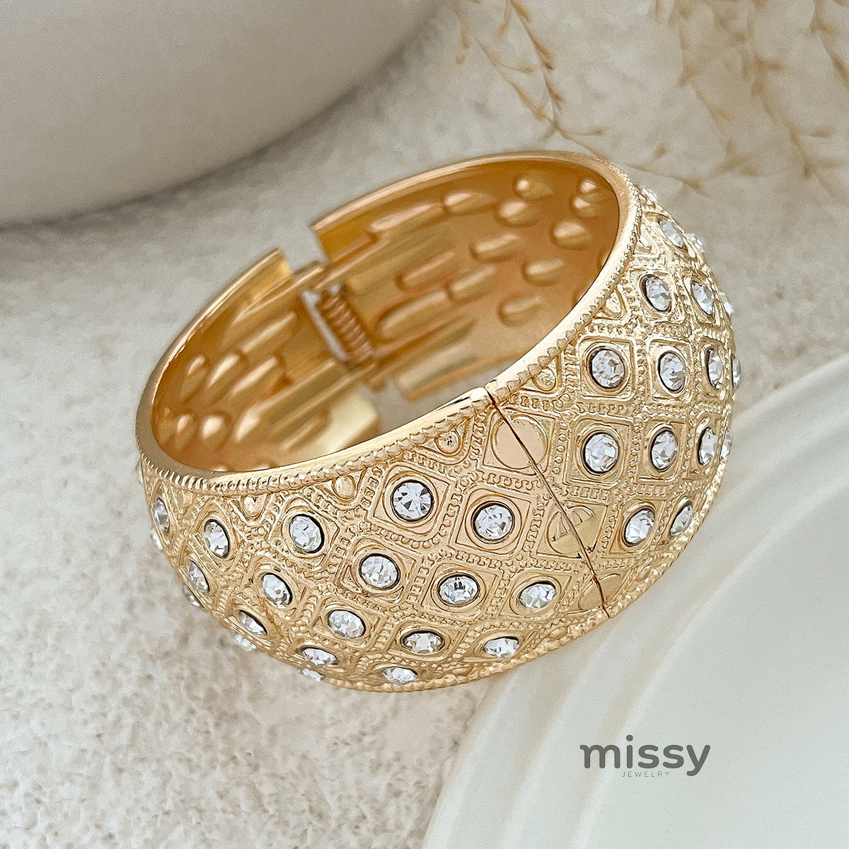 Samantha Pearl Diamond Statement Bracelet [2NKG5IID]