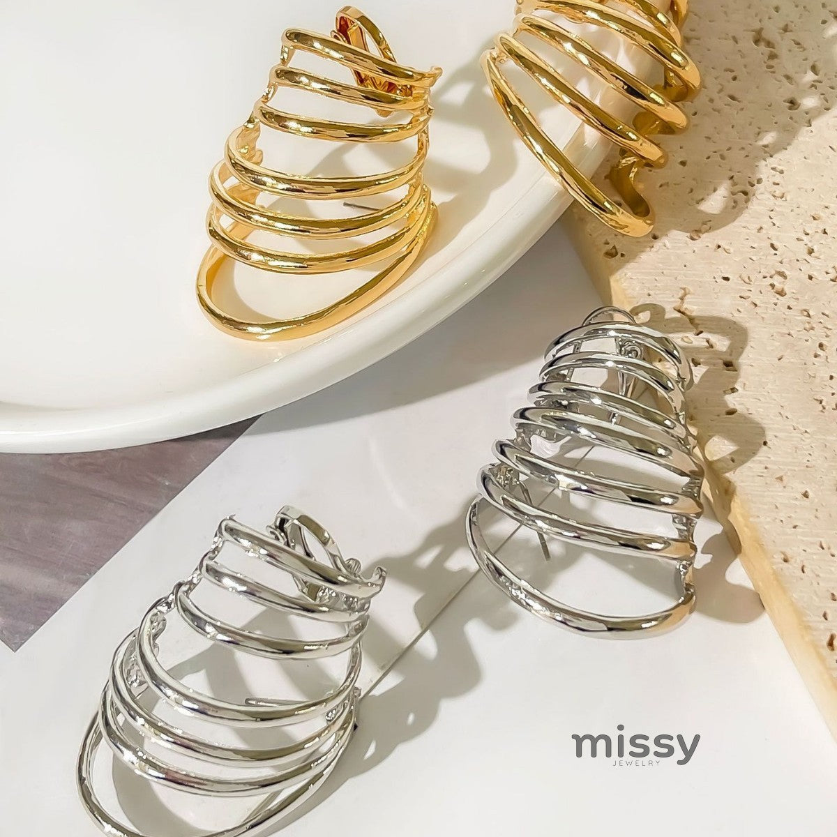 Seerat Geometric Layered Earrings [KKH8ORGE]
