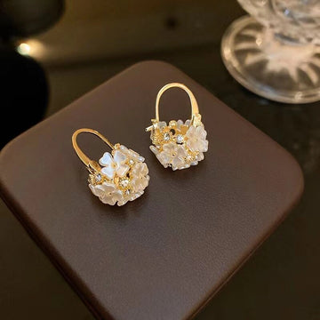 Shell Flower Basket Earrings [8744HS6A]