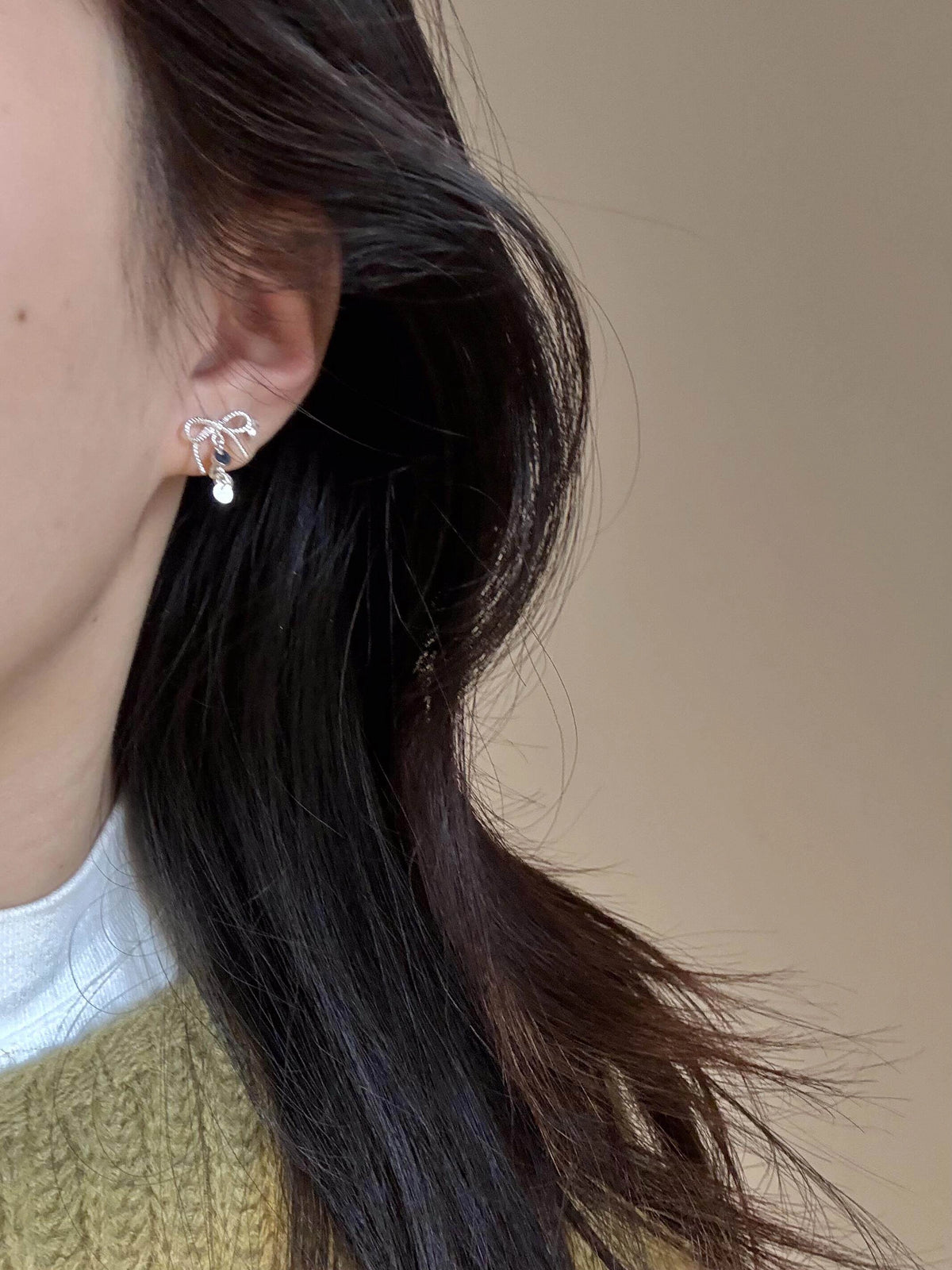 Silver Sparkling Bowknot Earrings [9VN9O1NL]