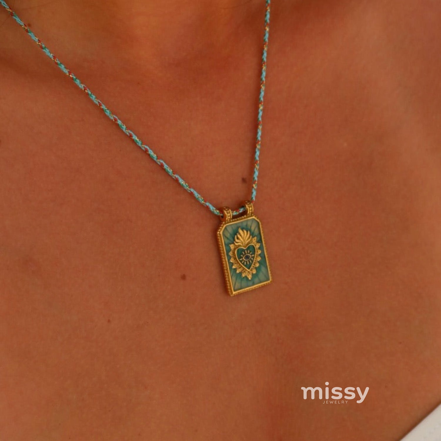 Siyona Cord Charm Necklace [NO91FFDQ]