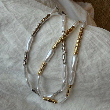Siyona Sculptural Pearl Necklace [G11DM250]