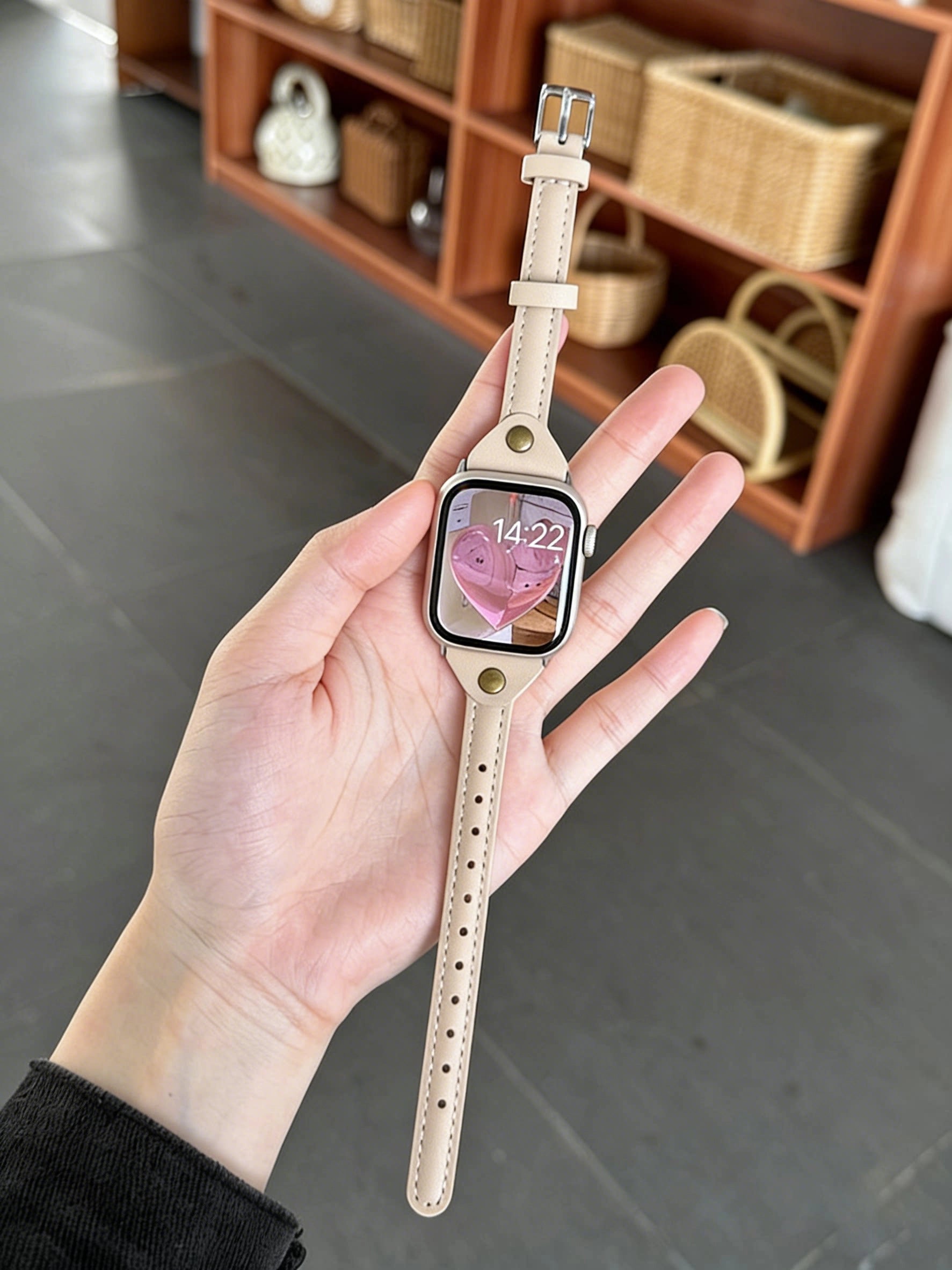 Slim Leather Apple Watch Band [QG2VUC0G]