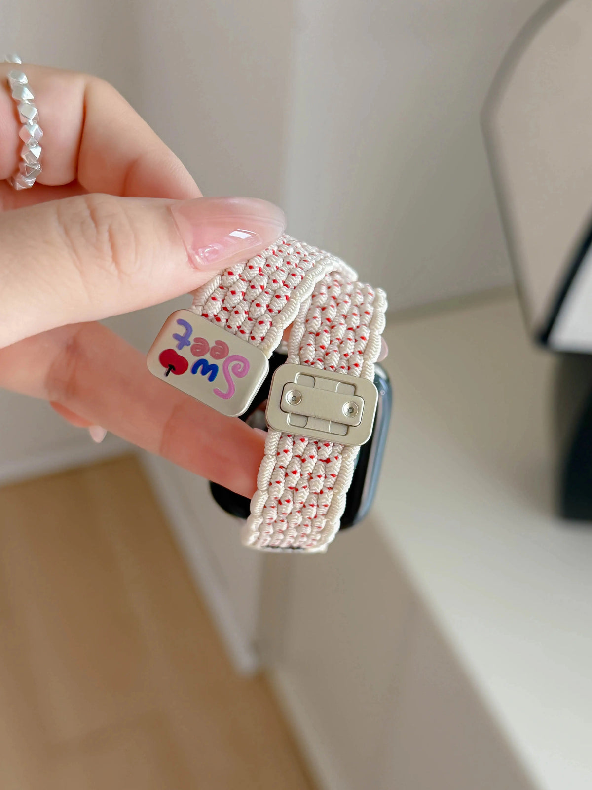 Slim Woven Apple Watch Strap [F4JRRI6U]