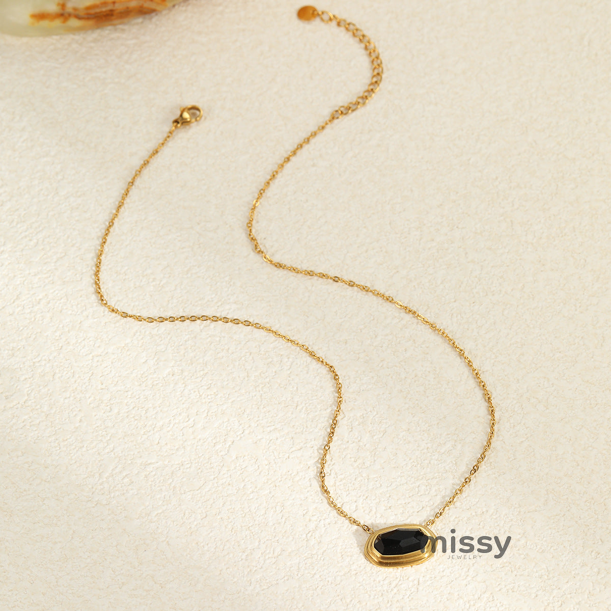 Solei Geometric Stone Necklace [6X1IQXF8]