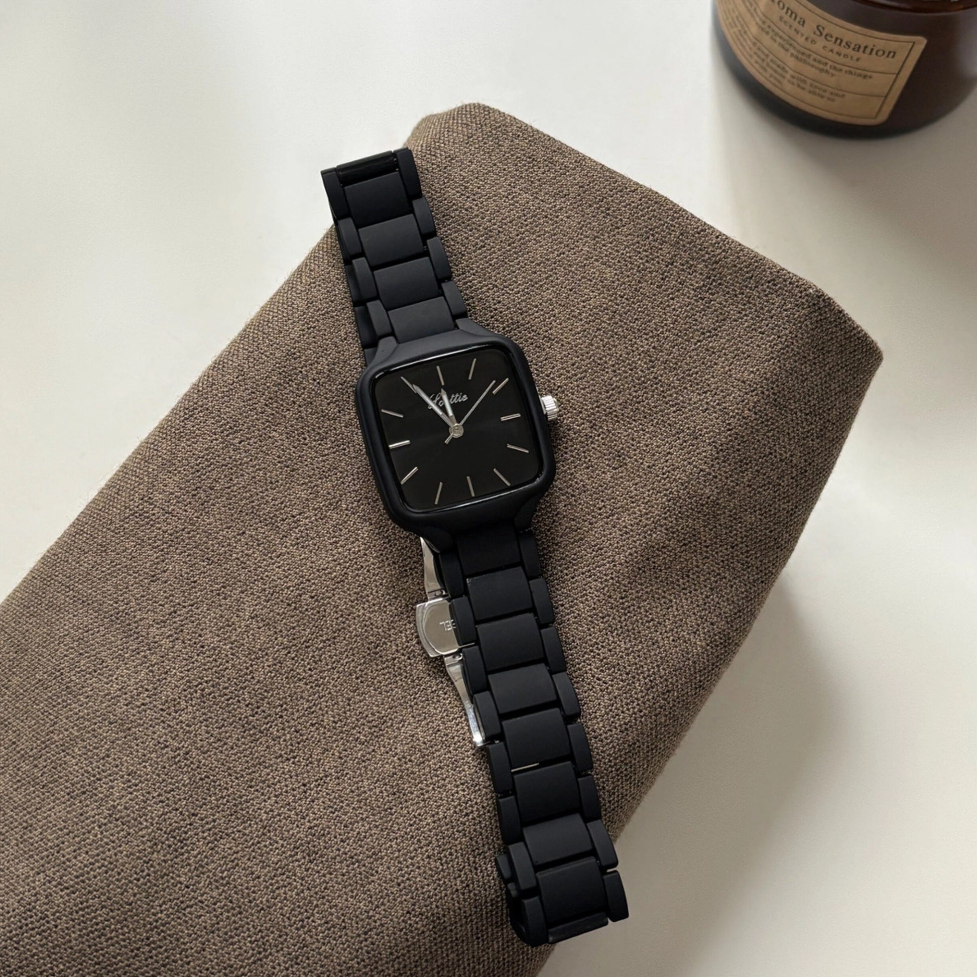 Square Dial Minimalist Watch [BUUDKWBX]