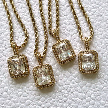 Square Zircon Pendant Necklace [XQATC10K]