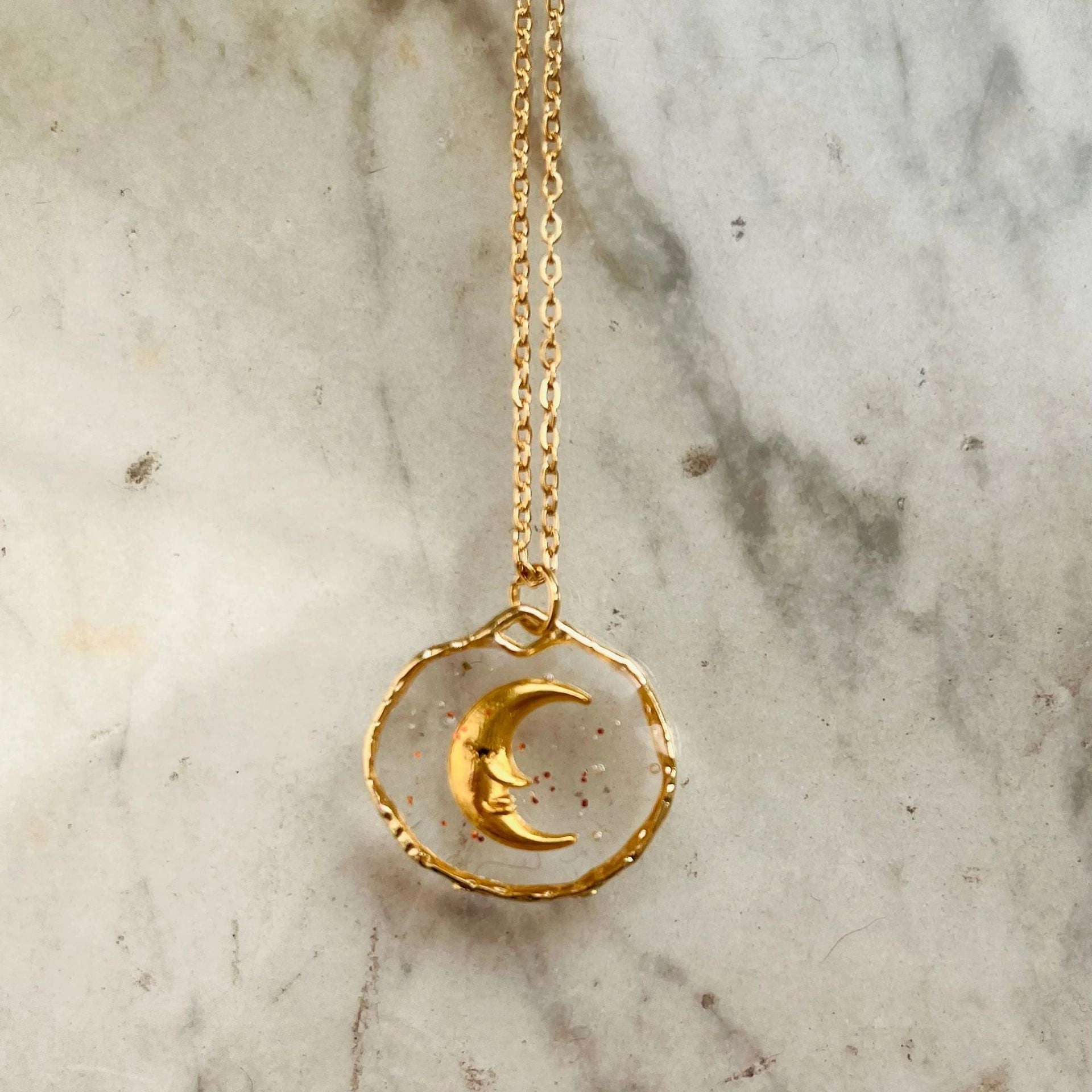 Star and Moon Pendant Necklace [IOUMV2P1]