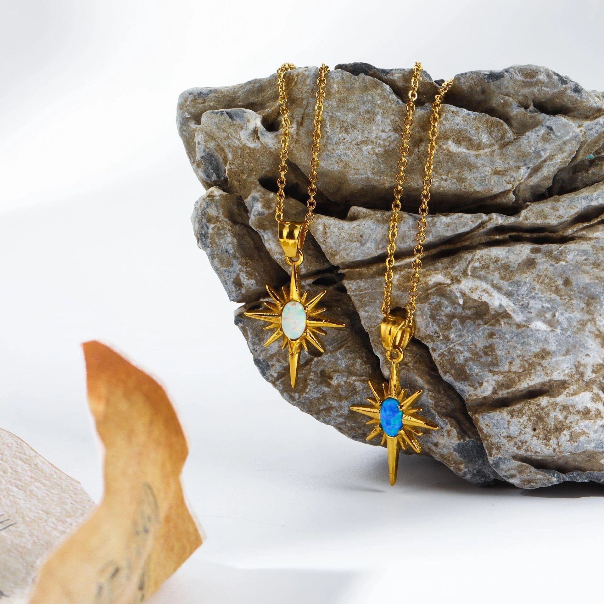 Star Pendant Natural Stone Necklace [U7LPST5P]