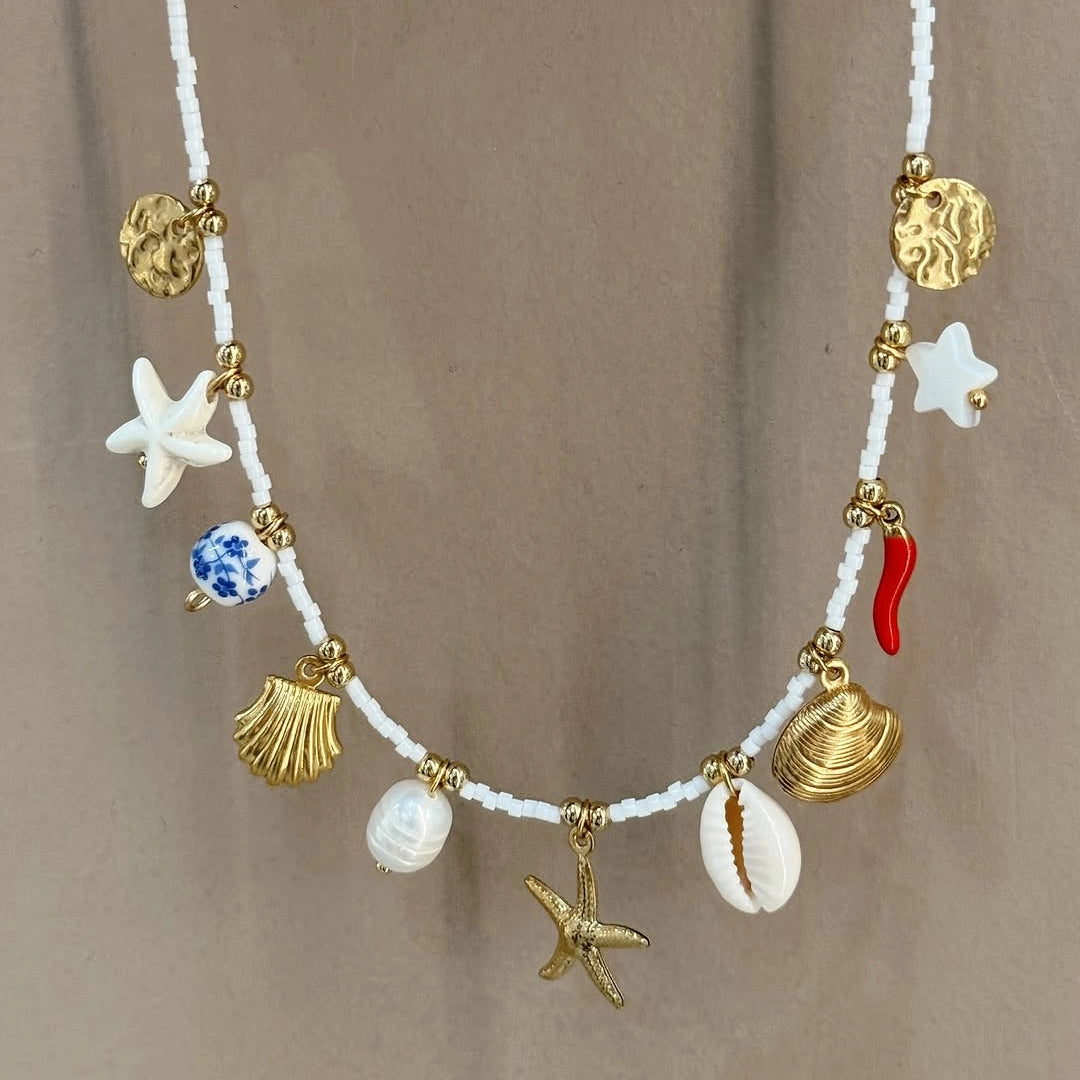 Starfish and Shell Pendant Necklace [MJP2M6GV]