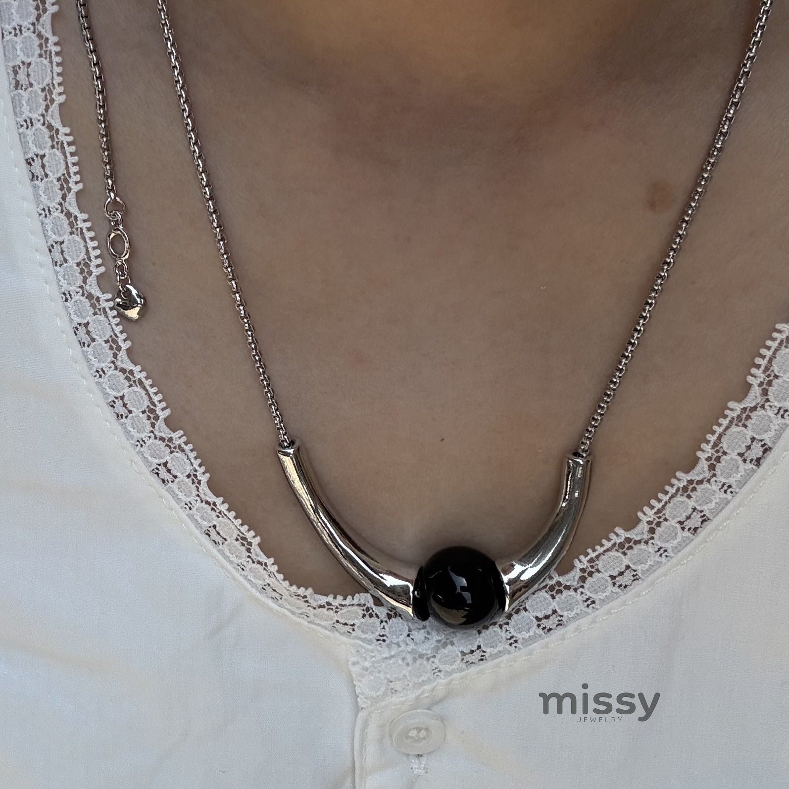 Sullivan Asymmetric Agate Horn Necklace [HUMDX5J1]